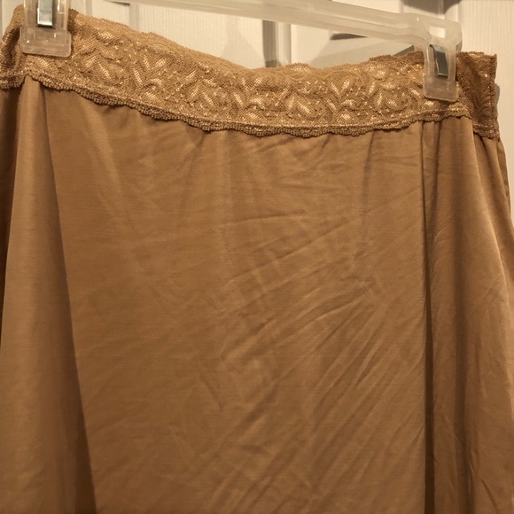Slip Size 24” L/42 Tan - Picture 4 of 5
